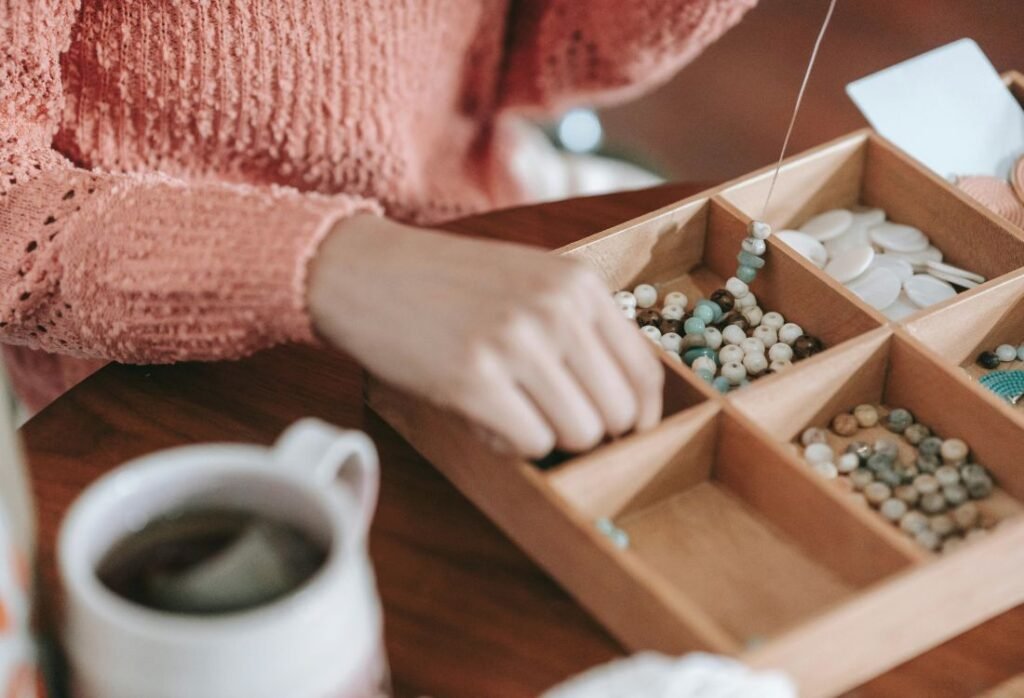 10 Hobbies Criativos que Dão Dinheiro Transforme sua Paixão em Negócio Lucrativo